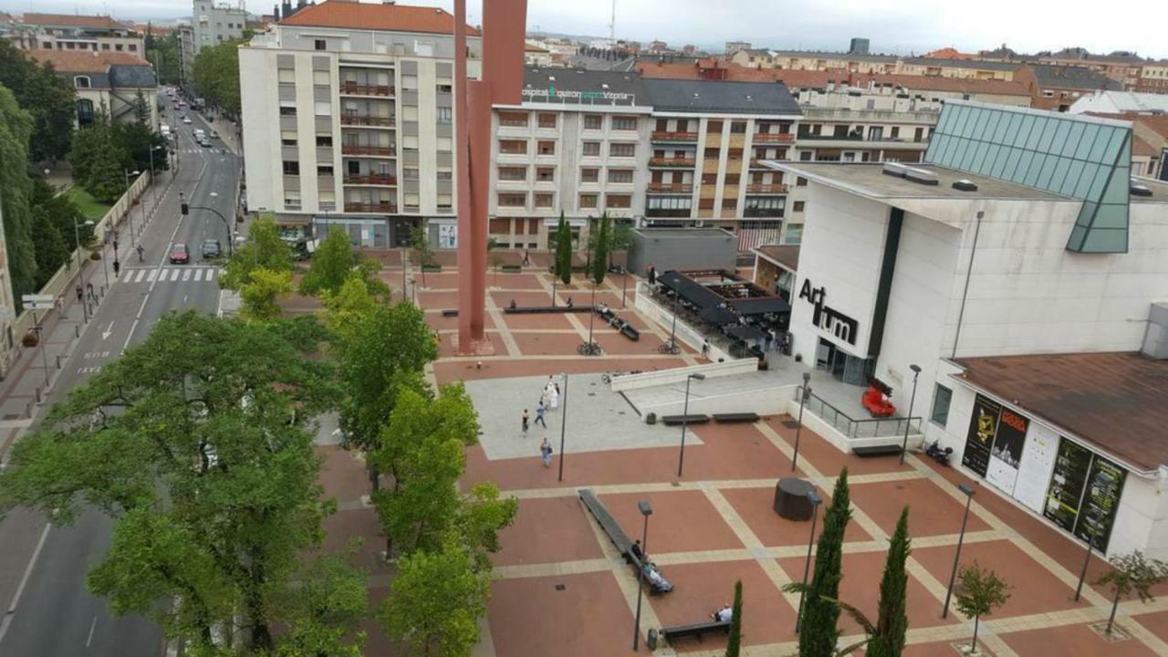 La Bilbaina Ξενοδοχείο Βιτόρια-Γκαστέις Εξωτερικό φωτογραφία